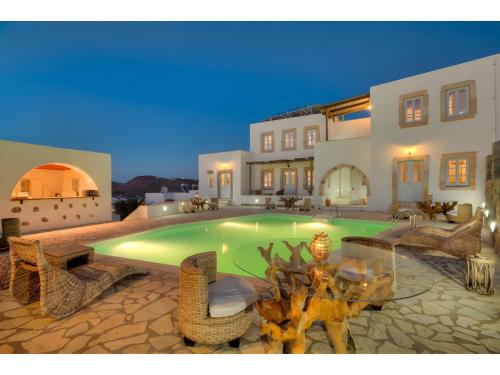 المنظر الخارجي, Santanna Suites in باتموس