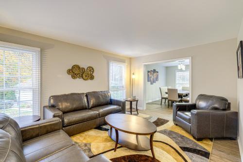 Spacious Family Retreat Near DC Ideal For Groups! Spacious Family Retreat Near DC Ideal For Groups!