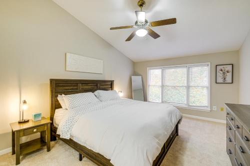 Spacious Family Retreat Near DC Ideal For Groups! Spacious Family Retreat Near DC Ideal For Groups!