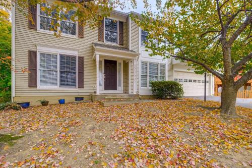 Spacious Family Retreat Near DC Ideal For Groups! Spacious Family Retreat Near DC Ideal For Groups!