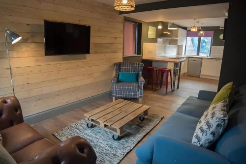 Mary Morris House Cozy Budget Stay with Shared Washroom, Лидс (фото 9)