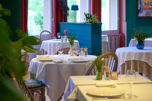 L'Ermitage Hotel & Restaurant - image 8