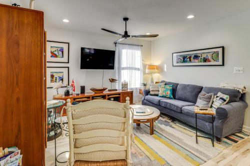 Walk to Potomac River Colonial Virginia Retreat in Colonial Beach, USA