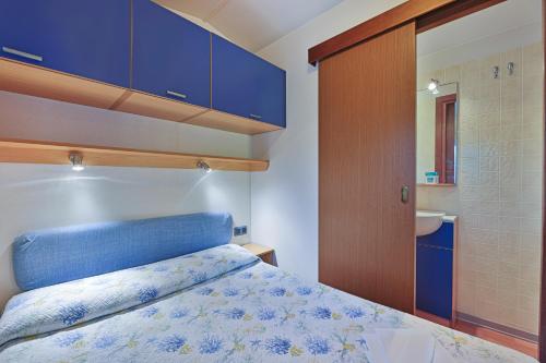 One-Bedroom Bungalow image 3