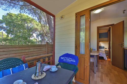 One-Bedroom Bungalow room in Camping Village Le Calanchiole