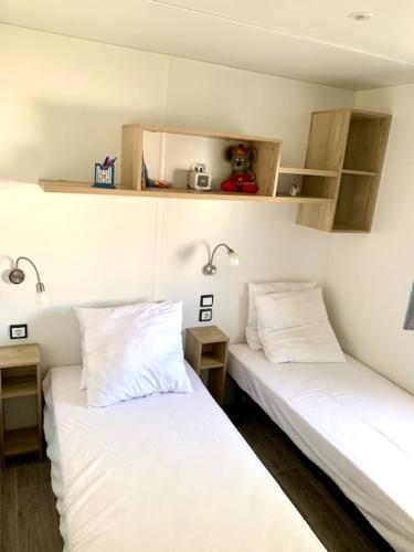 Mobilhome tout confort 40 m2 pour 4 personnes Mobilhome tout confort 40 m2 pour 4 personnes