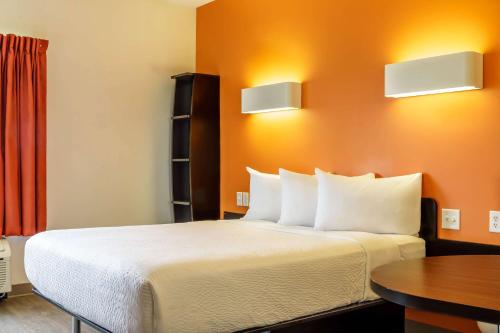 Motel 6 Headingley, MB - Winnipeg West Room Type - Queen Room - Disability Access