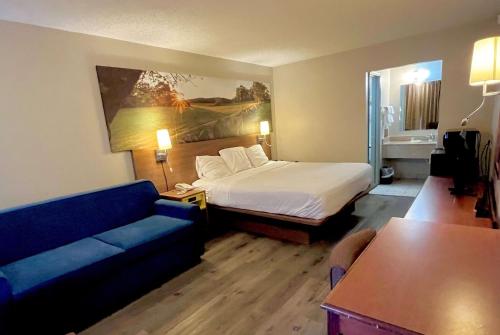 Days Inn by Wyndham Ashland - image 11
