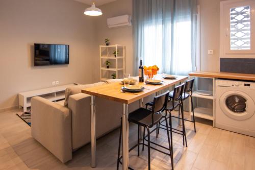 Nice Apartment in Athens center, Ateny (zdjęcie 9)