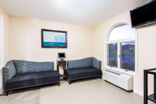 Days Inn by Wyndham Middletown/Newport Area in Middletown, USA