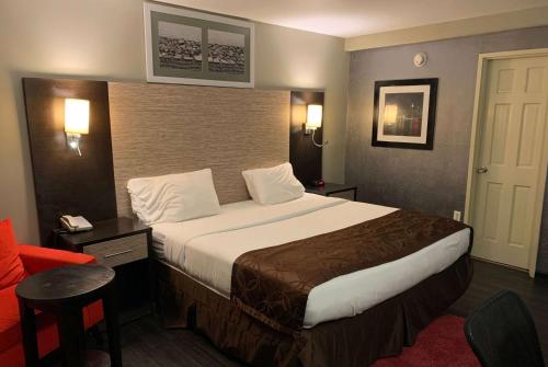 Ramada by Wyndham Rockville Centre in Rockville Centre, USA