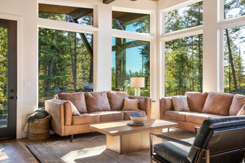The Basin - Luxury Family Cabin in Philipsburg in Philipsburg (MT)