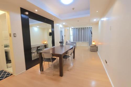 Alpha Grandview Malate Condo 2004