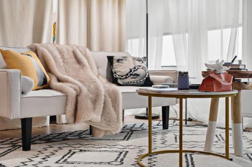 The Dazzling Two-Bedroom Two-Bath Suite in Cambridge in Cambridge, USA