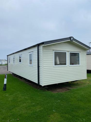 Зовнішній вигляд готелю, 3 Bedroom - Stunning Caravan in Coastal Eyemouth in Аймут