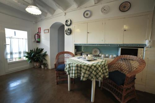 virtuve, Casa Rural La Casona in Urrea de Gaen