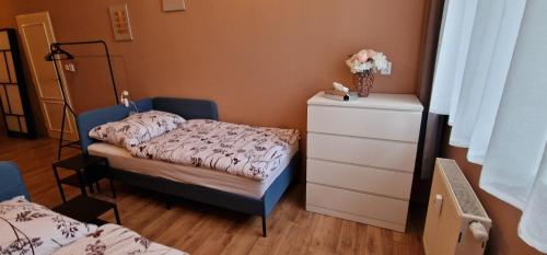 Apartmány U sovy (Apartmany U sovy) in เดเบอร์นิก