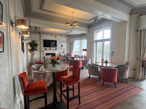 ผับ/เลาจน์, voco The Clifton Folkestone By IHG in ฟอล์คเคสตัน