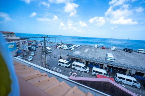 ทัศนียภาพ, Deyna's City Inn in เซนต์จอร์จ