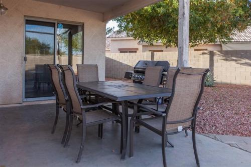 2821 N 107th Dr Avondale - image 12