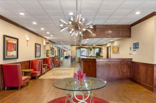 Best Western Plus Burlington in Burlington, USA