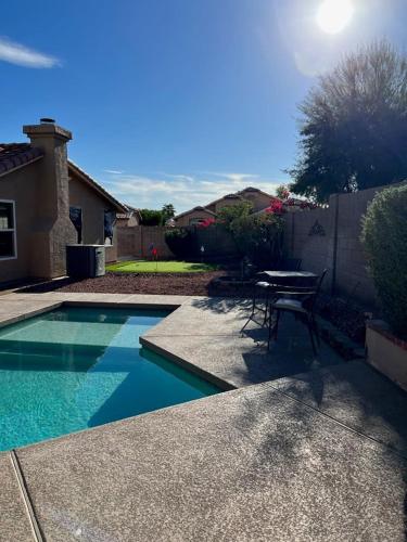 12730 Virginia Ave Avondale - main image