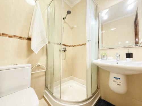 Cosy sunny 2BR - central near train and tram, Casablanca (fotografie 8)