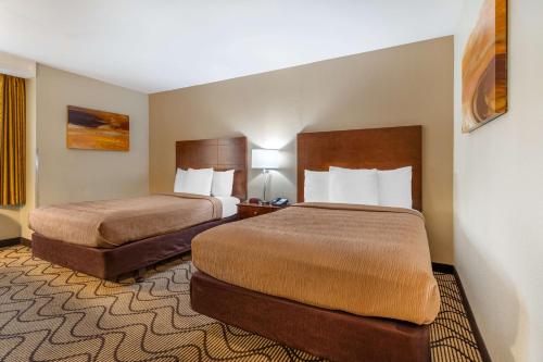 BEST WESTERN JOHN MUIR Room Type - Double Room with Two Double Beds