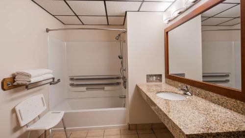Best Western Buffalo Ridge Inn Near Mt Rushmore - image 14