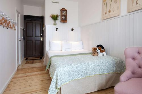 1 double bed