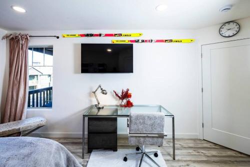 Modern 2bed-2bath Deer Valley 2 min from Jordanelle Gondola Entrance Modern 2bed-2bath Deer Valley 2 min from Jordanelle Gondola Entrance