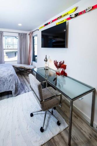 Modern 2bed-2bath Deer Valley 2 min from Jordanelle Gondola Entrance Modern 2bed-2bath Deer Valley 2 min from Jordanelle Gondola Entrance