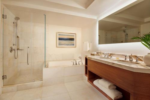 612344401 Grand Wailea Resort Hotel & Spa, A Waldorf Astoria Resort