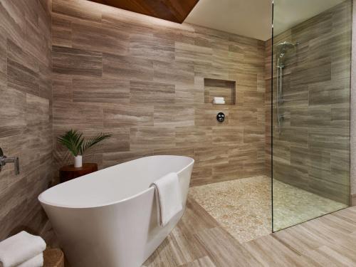 612344404 Grand Wailea Resort Hotel & Spa, A Waldorf Astoria Resort