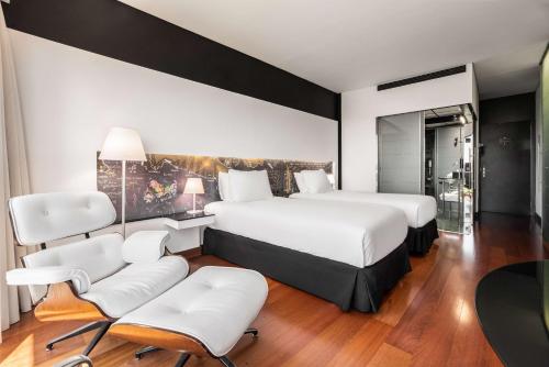 Hilton Madrid Airport - image 8