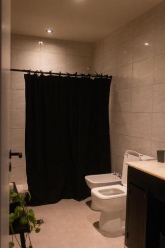 Five-Bedroom House image 1