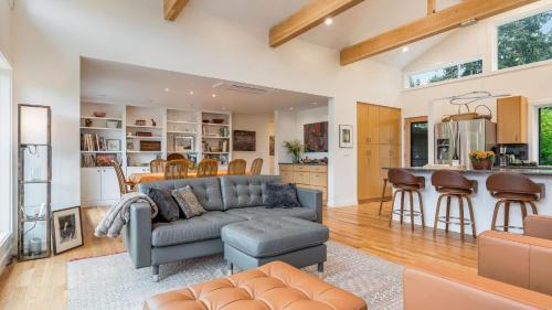 Vino Valley Vista in Woodinville