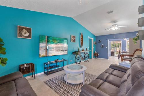 Home with pool and canal access to ocean