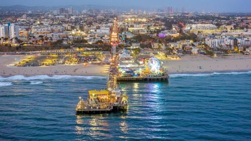 Beachside Studio, Walk to Santa Monica Beach & Pier I Free Parking!, Лос-Анджелес