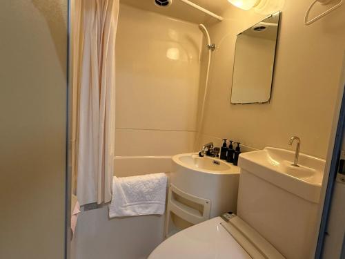 大阪長居港湾客房 Room Type - Double or Twin Room