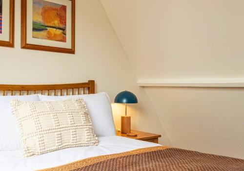 Cosy 2BD Cottage in Oxfordshire - Near Daylesford!, Birmingham