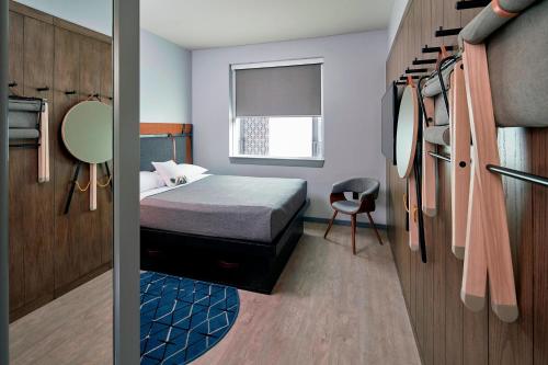MOXY Denver Cherry Creek - image 10