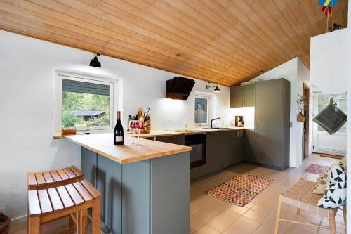 ทัศนียภาพภายนอกโรงแรม, Cozy Split-Level Holiday Home In Handrup Hills in คราเคร์