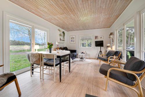 A szálláshely kívülről, Amazing Home In Ebeltoft With 2 Bedrooms And Wifi in Fuglslev