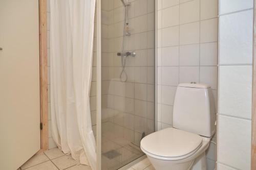 Three-Bedroom Holiday Home  image 9