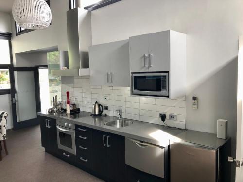 Manorburn Apartments Luxury Studio Apartment Central Otago in Renfērli