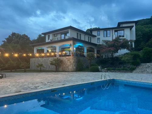 Вила Белисима, Villa Bellissima in Mineralni Bani