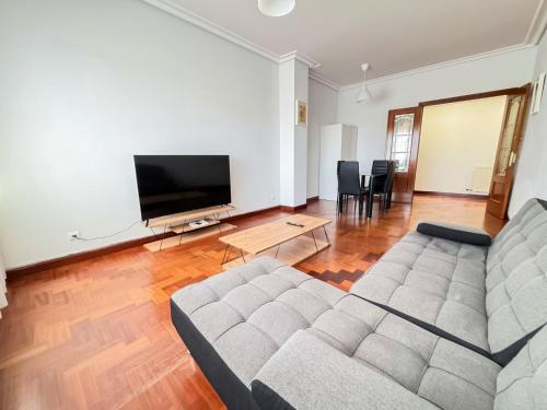 Céntrico y amplio piso en Bilbao, Bilbao (foto 3)