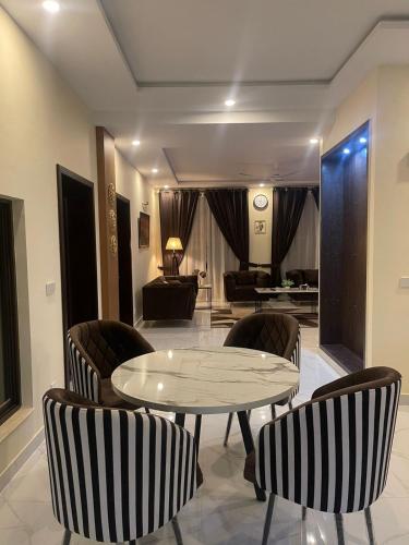 River Loft Apartments in บาห์เรีย อินเทลเลคชวล วิลเลจ