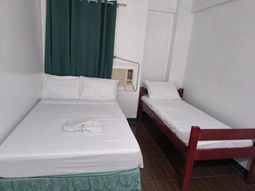 V Star CALAPAN - HOURLY! DAILY! WEEKLY! MONTHLY! BAGO! MALINIS! MAY PARKING!, Mamburao